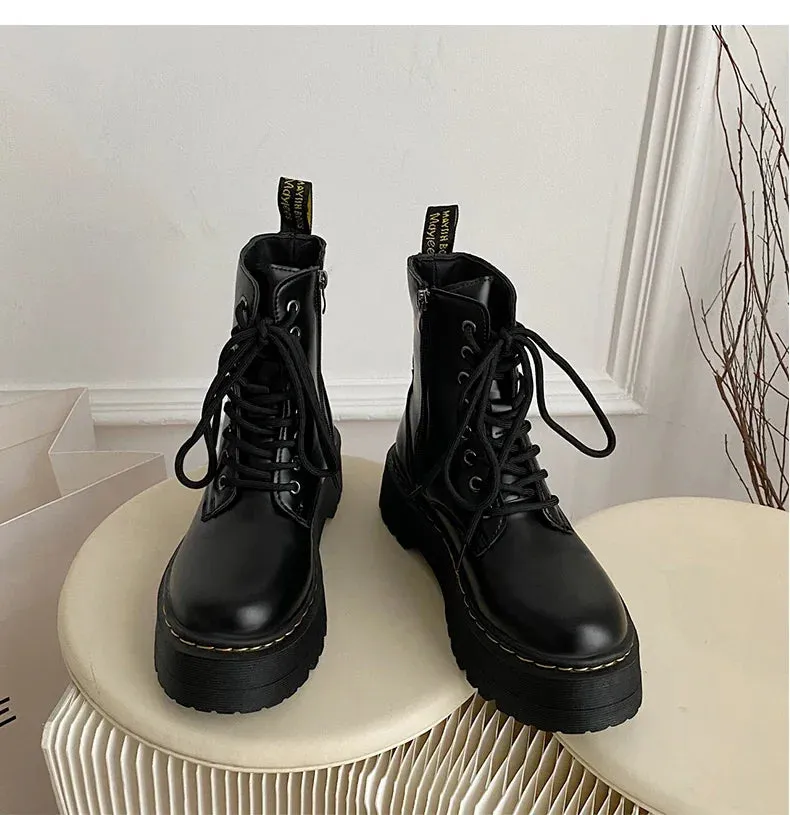 Martens lace up chunky fall winter lace up leather boots for the ladies
