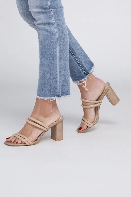 Oasis Society Angela - Strappy Alligator Heel 3"